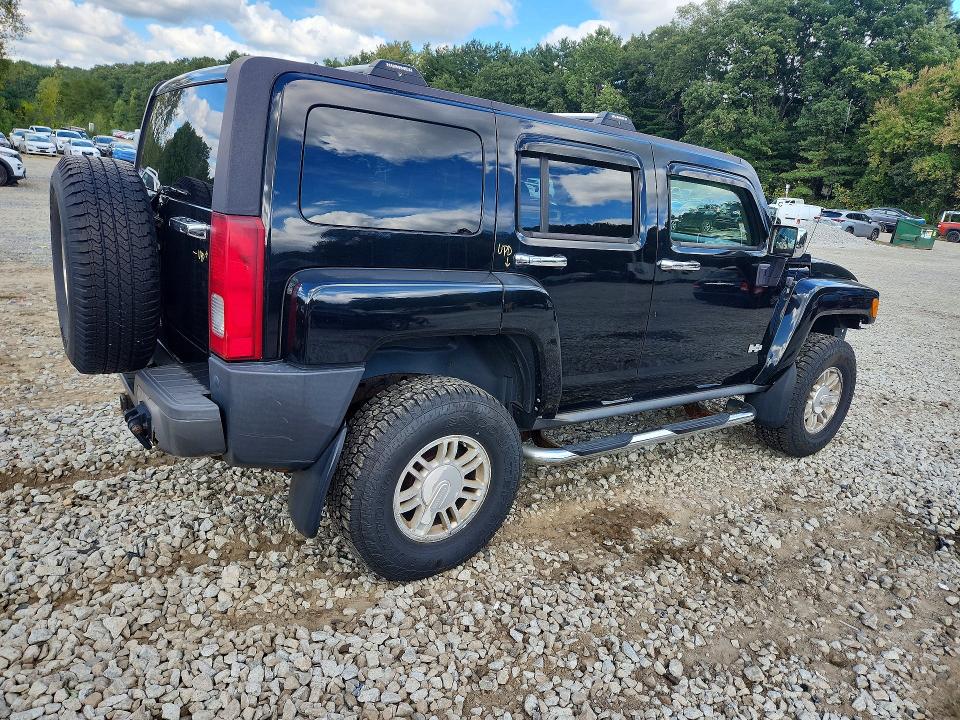Photo 3 from auction – 2006 HUMMER H3 with VIN 5GTDN136068275833