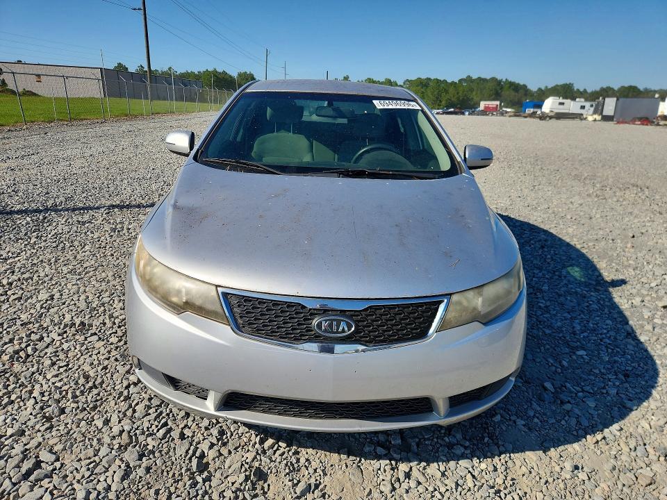 Photo 5 from auction – 2011 KIA FORTE with VIN KNAFU4A27B5436160