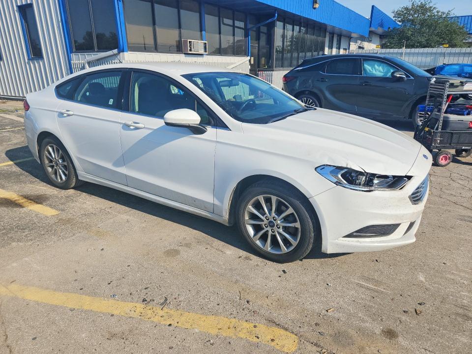 Foto 4 de la subasta – 2017 FORD FUSION con VIN 3FA6P0H73HR259154