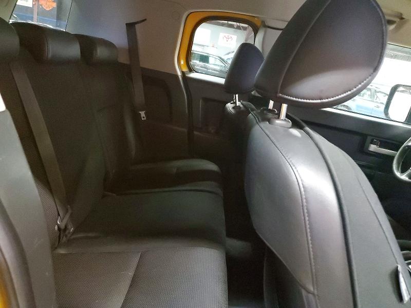 Photo 11 from auction – 2008 TOYOTA FJ CRUISER with VIN JTEBU11F68K014177