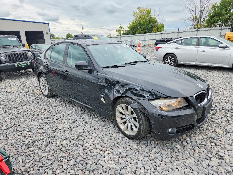 صورة رقم 4 من المزاد - 2011 BMW 328 مع VIN WBAPK7G57BNN70681