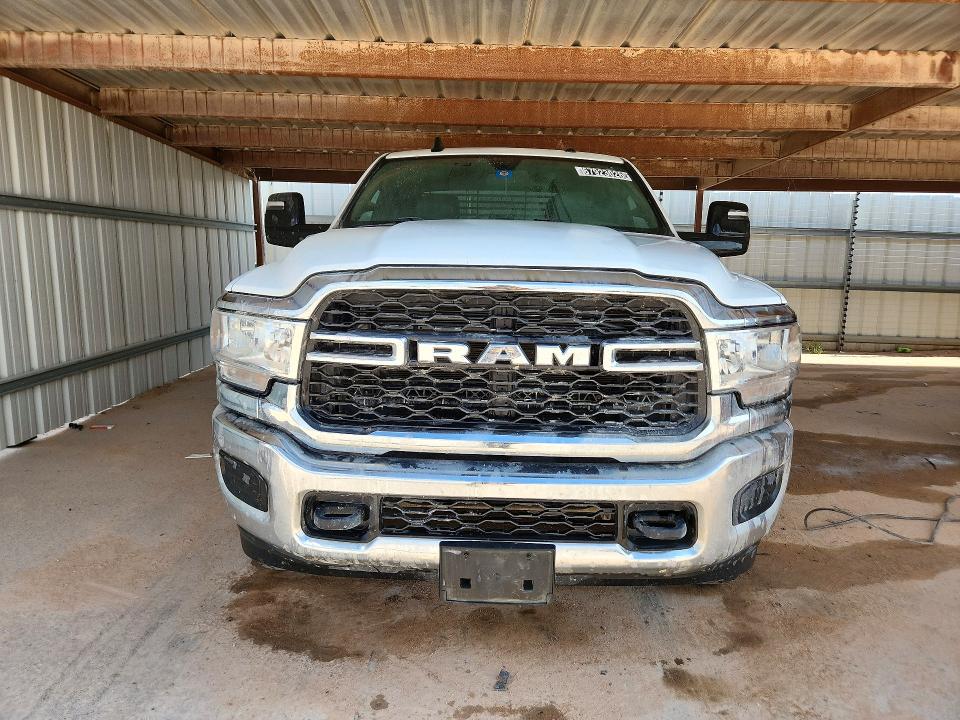 Photo 5 from auction – 2023 RAM 2500 with VIN 3C6UR5CJ8PG548527