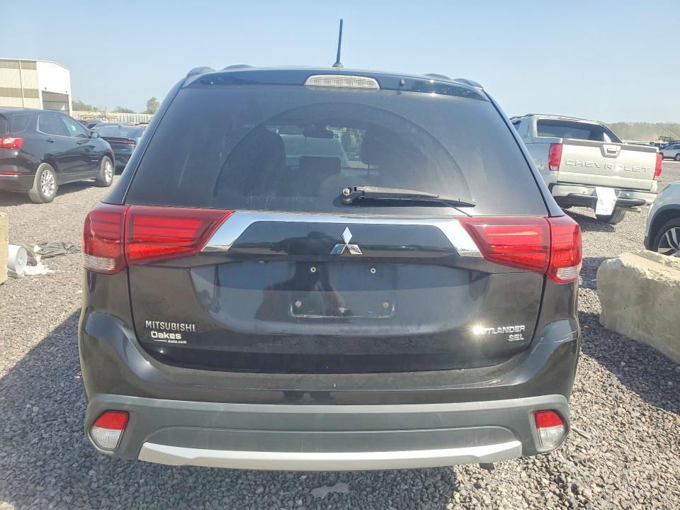 Photo 6 from auction – 2016 MITSUBISHI OUTLANDER with VIN JA4AZ3A31GZ022965