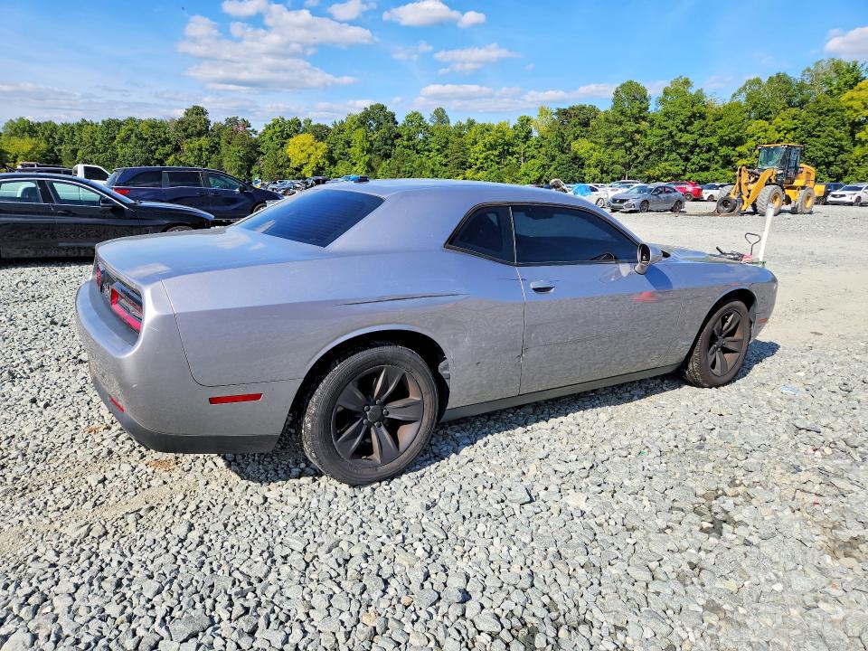 Photo 3 from auction – 2016 DODGE CHALLENGER with VIN 2C3CDZAG6GH119327