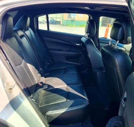 Photo 10 from auction – 2011 CHRYSLER 200 with VIN 1C3BC2FG9BN527531