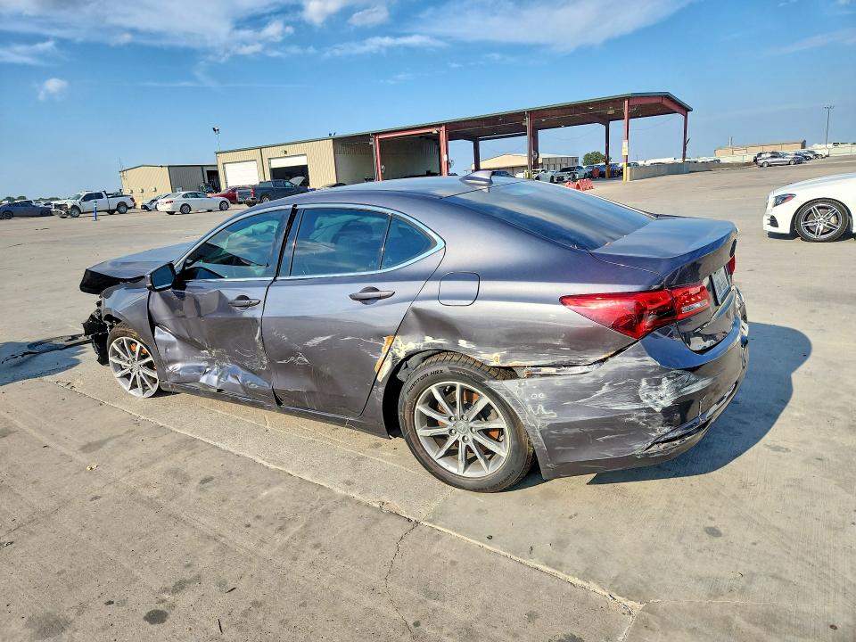 Photo 2 from auction – 2018 ACURA TLX with VIN 19UUB1F36JA001752