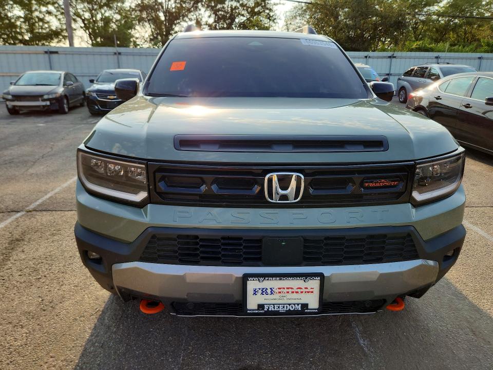 Photo 5 from auction – 2026 HONDA PASSPORT with VIN 5FNYF9H86TB004155