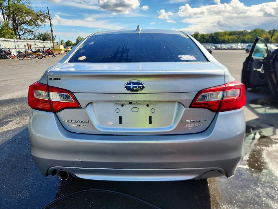 Снимка 6 от търг – 2017 SUBARU LEGACY с VIN 4S3BNAR67H3063369