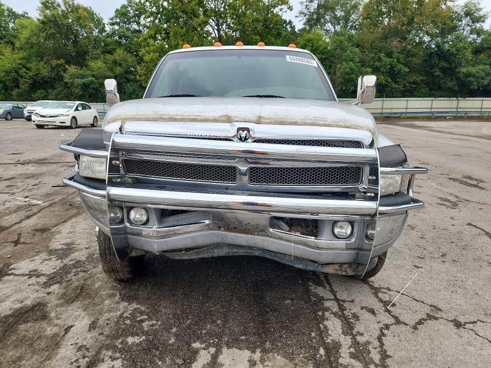 Снимка 5 от търг – 1999 DODGE RAM 3500 с VIN 1B7MF3362XJ566604
