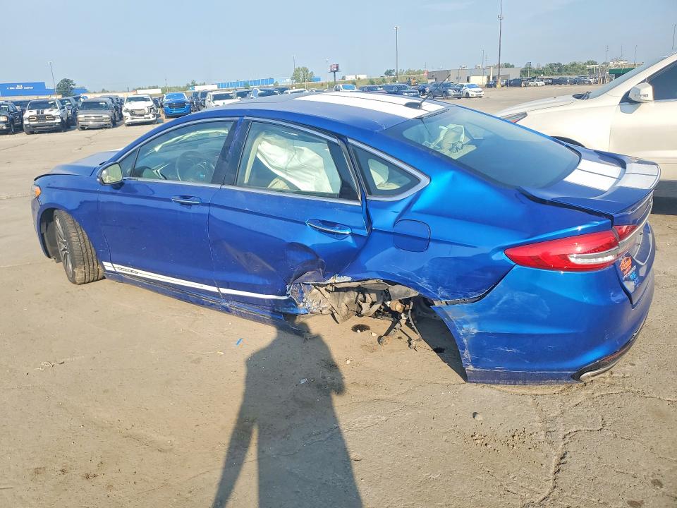 Снимка 2 от търг – 2018 FORD FUSION с VIN 3FA6P0D91JR155145