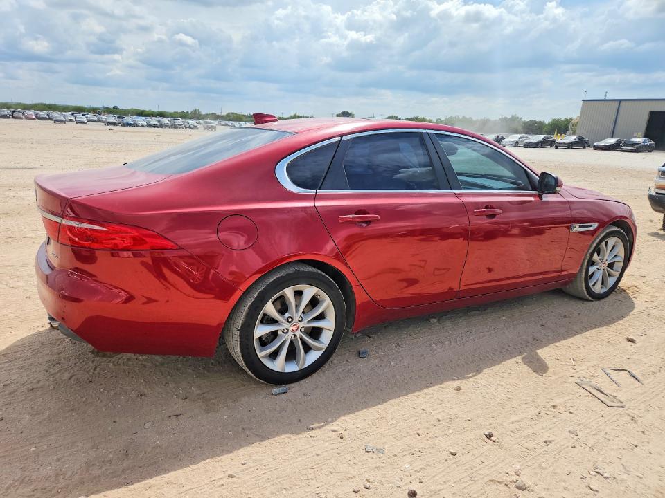 Photo 3 from auction – 2020 JAGUAR XF with VIN SAJBD4FX6LCY84832
