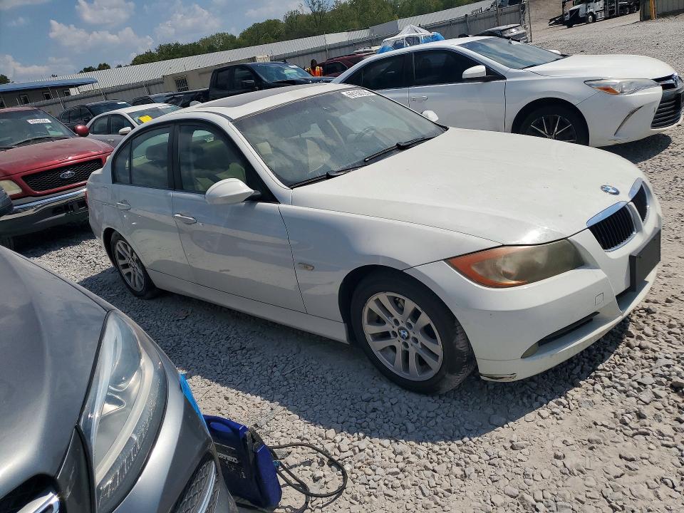 Photo 4 from auction – 2007 BMW 328 with VIN WBAVC53537FZ80989