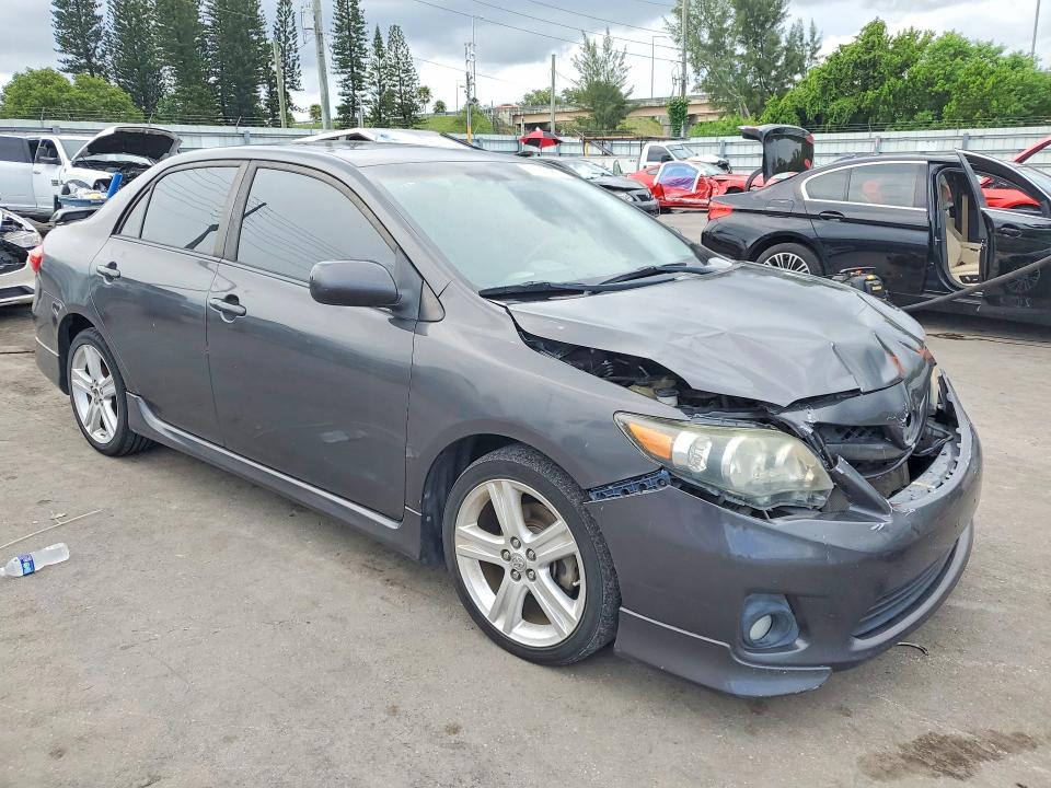 Photo 4 from auction – 2013 TOYOTA COROLLA with VIN 5YFBU4EEXDP122417