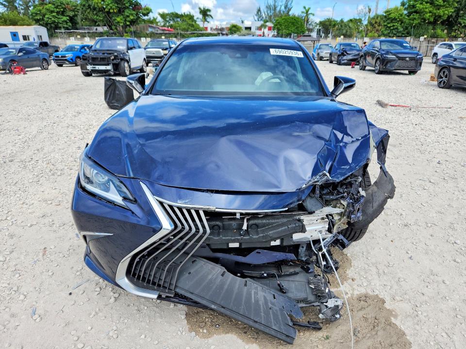 صورة رقم 5 من المزاد - 2020 LEXUS ES مع VIN 58ADZ1B14LU081198