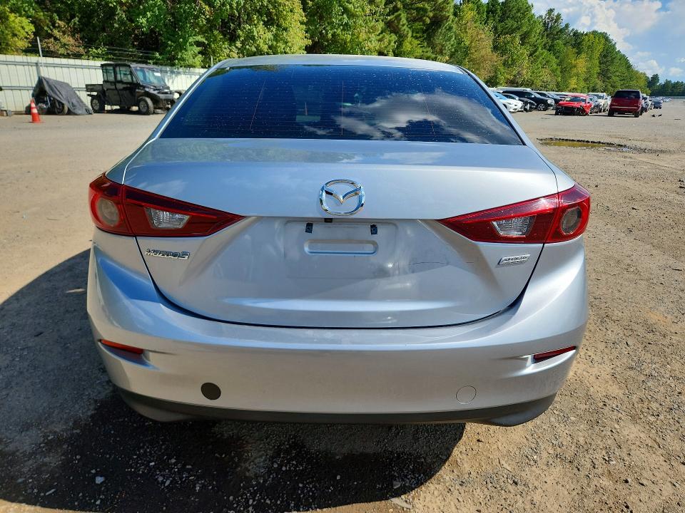 Photo 6 from auction – 2018 MAZDA 3 with VIN 3MZBN1U71JM258661