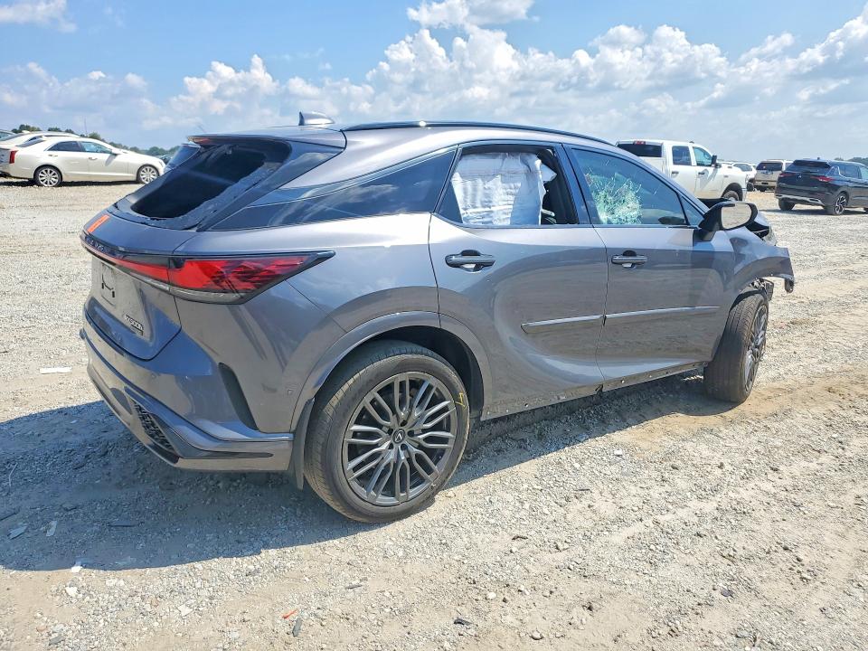 Photo 3 from auction – 2023 LEXUS RX with VIN 2T2BCMEA0PC002660