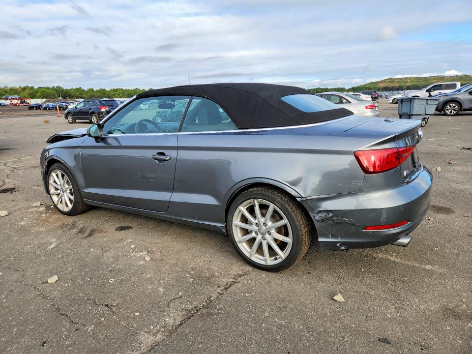 Снимка 2 от търг – 2015 AUDI A3 с VIN WAU7FLFF7F1104124