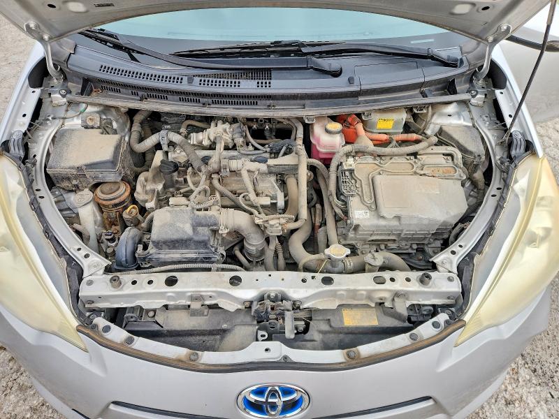 Снимка 11 от търг – 2013 TOYOTA PRIUS C с VIN JTDKDTB30D1056025