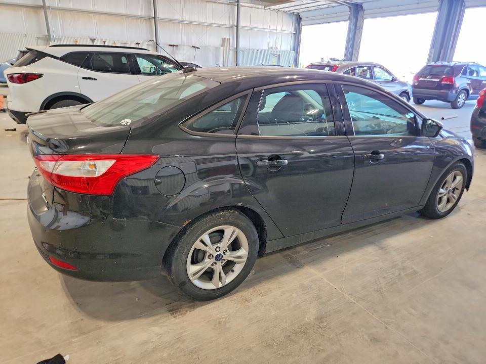 Photo 3 from auction – 2014 FORD FOCUS with VIN 1FADP3F29EL131320