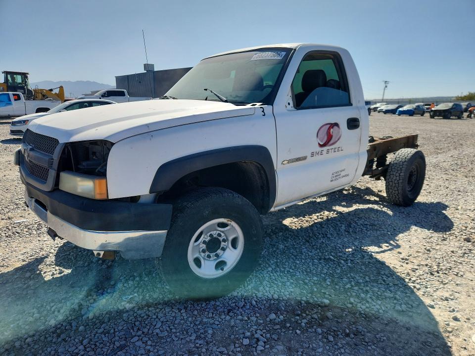 2004 CHEVROLET SILVERADO - Търг №68237506