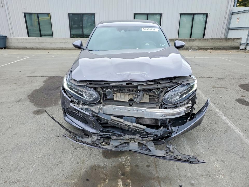 Photo 5 from auction – 2018 HONDA ACCORD with VIN 1HGCV1F35JA262972