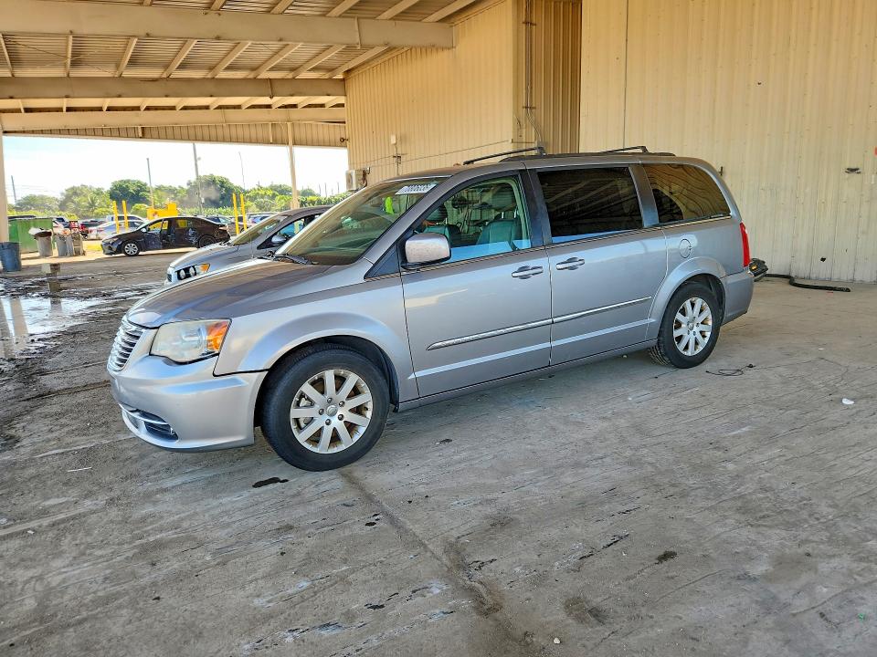 CHRYSLER TOWN & COUNTRY 2016 с VIN 2C4RC1BGXGR231485 - Снимка от търг
