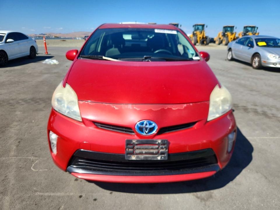 Photo 5 from auction – 2013 TOYOTA PRIUS with VIN JTDKN3DU8D5583659