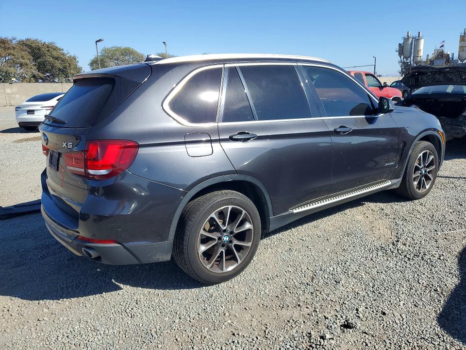Photo 3 from auction – 2014 BMW X5 with VIN 5UXKS4C59E0C07335