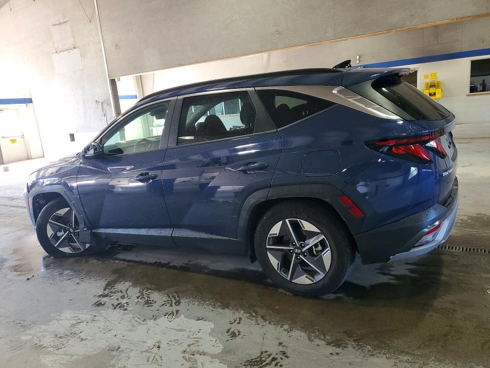 Photo 2 from auction – 2026 HYUNDAI TUCSON with VIN 5NMJB3DE5TH687051
