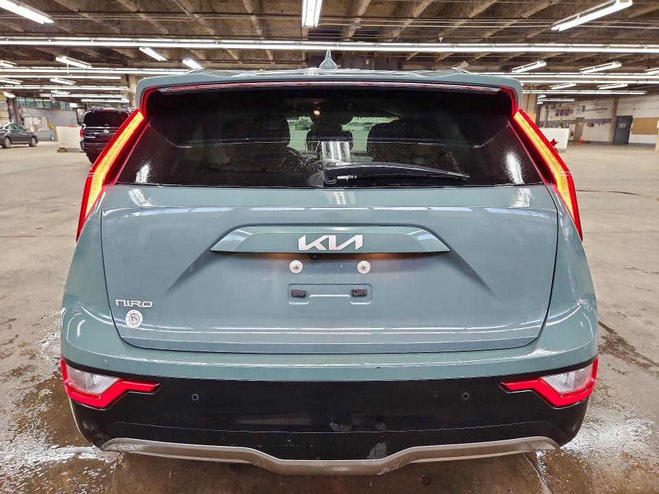 Foto 6 de la subasta – 2023 KIA NIRO con VIN KNDCR3L11P5073366