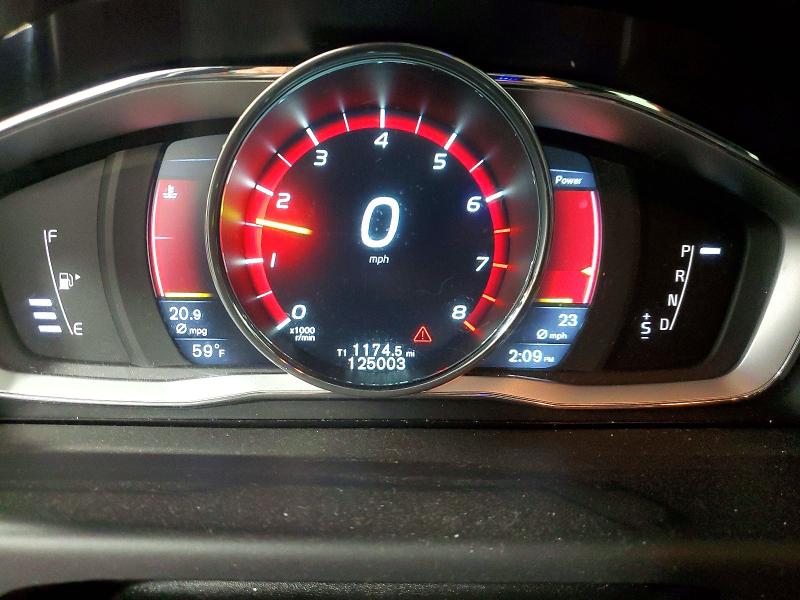 Photo 9 from auction – 2015 VOLVO XC70 with VIN YV4902NK6F1211295