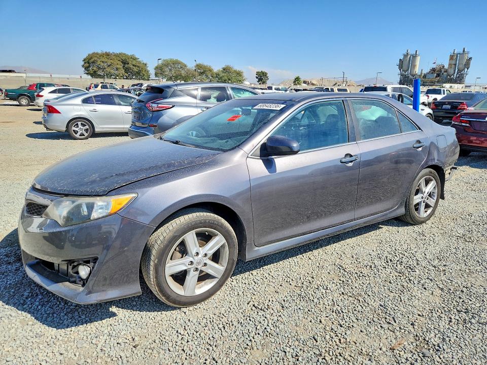 TOYOTA CAMRY 2014 with VIN 4T1BF1FK9EU381848 - Photo from auction