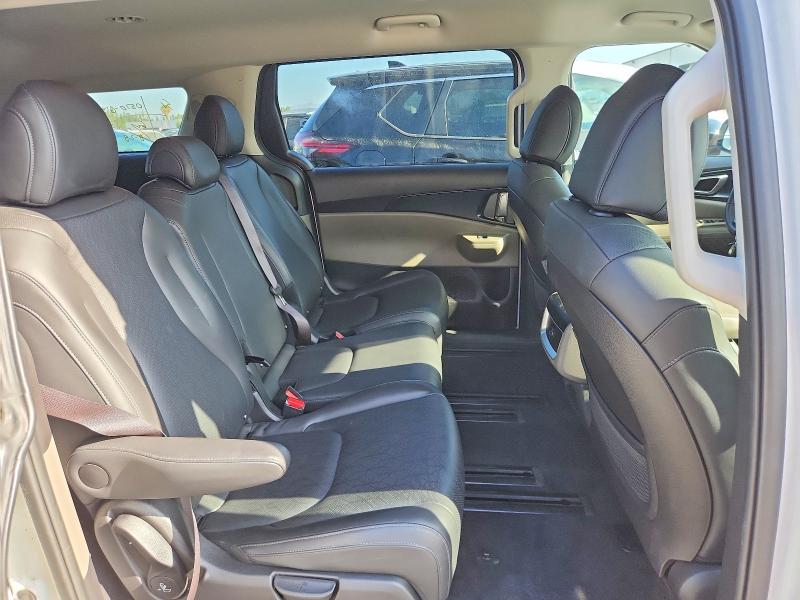 Photo 11 from auction – 2026 KIA CARNIVAL with VIN KNDNB5K37T6616218