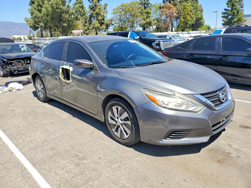 Photo 4 from auction – 2016 NISSAN ALTIMA with VIN 1N4AL3APXGN350232