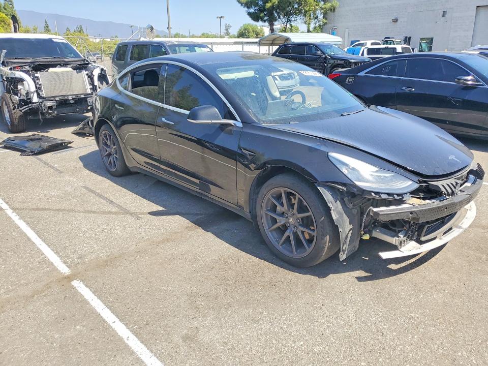 صورة رقم 4 من المزاد - 2020 TESLA MODEL 3 مع VIN 5YJ3E1EA5LF629989