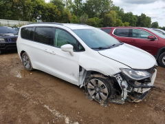 Zdjęcie 4 z aukcji – 2018 CHRYSLER PACIFICA z VIN 2C4RC1H72JR356317