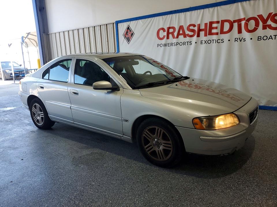 Photo 4 from auction – 2005 VOLVO S60 with VIN YV1RH592252484616