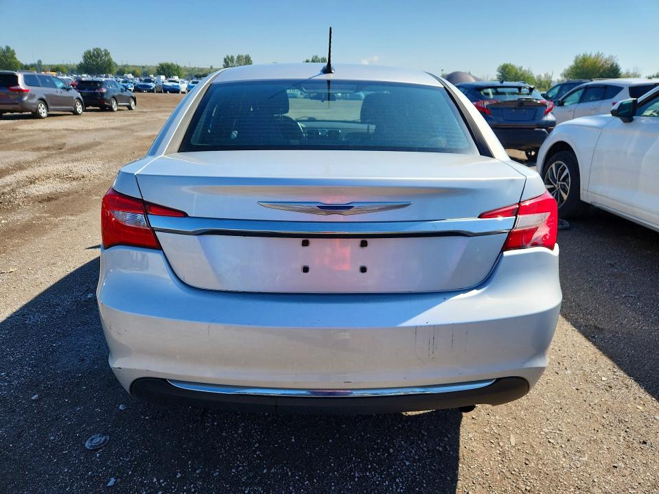 Photo 6 from auction – 2012 CHRYSLER 200 with VIN 1C3CCBAB3CN244866