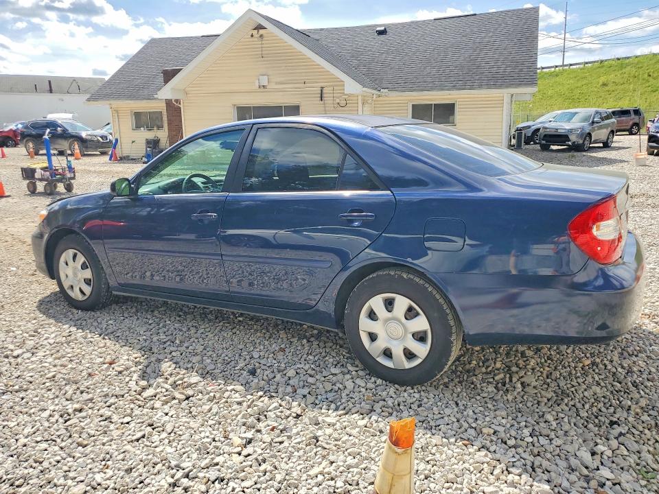 Photo 2 from auction – 2004 TOYOTA CAMRY with VIN 4T1BE32K04U283391