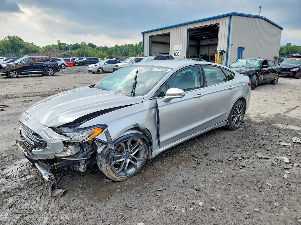 FORD FUSION 2017 with VIN 3FA6P0H70HR338474 - Photo from auction