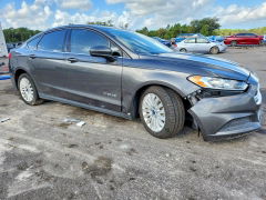 Zdjęcie 4 z aukcji – 2016 FORD FUSION z VIN 3FA6P0UU0GR338064
