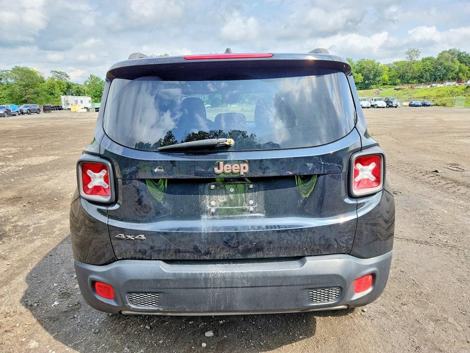 Photo 6 from auction – 2016 JEEP RENEGADE with VIN ZACCJBBT1GPC95451