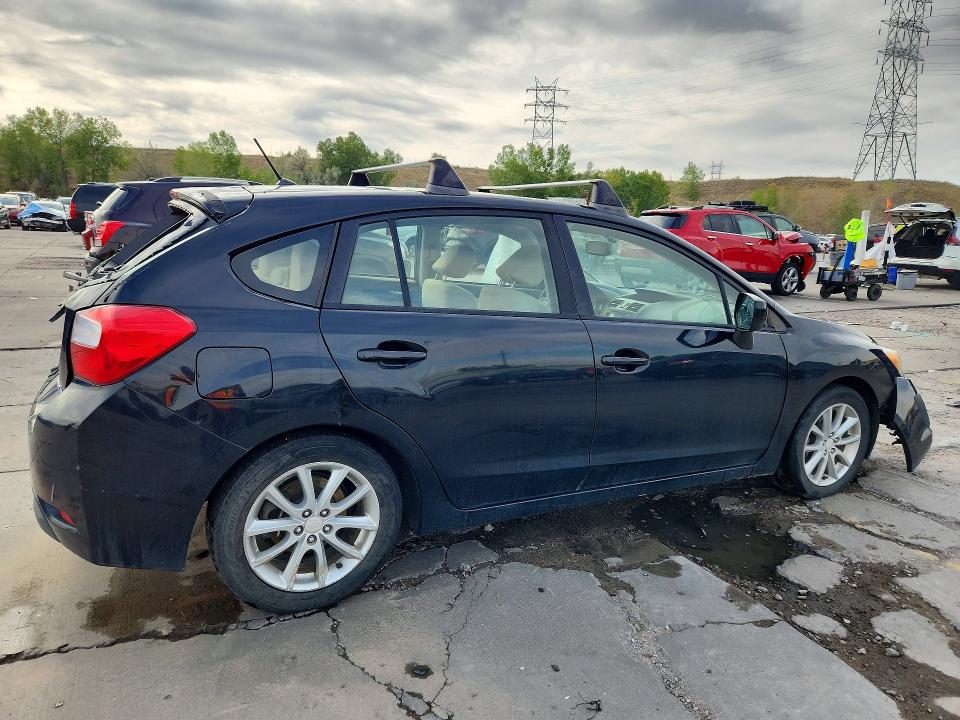Foto 3 de la subasta – 2012 SUBARU IMPREZA con VIN JF1GPAB67CH212858
