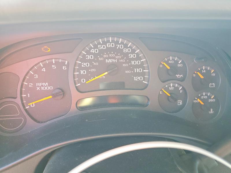 Снимка 9 от търг – 2003 CHEVROLET SUBURBAN с VIN 3GNEC16ZX3G226482