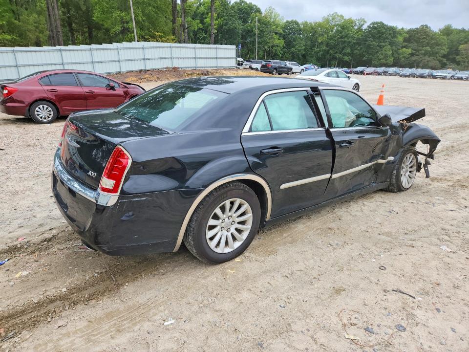 Photo 3 from auction – 2013 CHRYSLER 300 with VIN 2C3CCAAG6DH600405