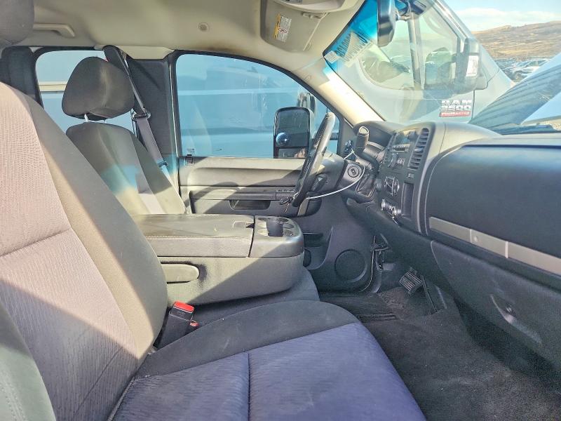 Снимка 7 от търг – 2011 CHEVROLET SILVERADO с VIN 1GC5K0C87BZ239495