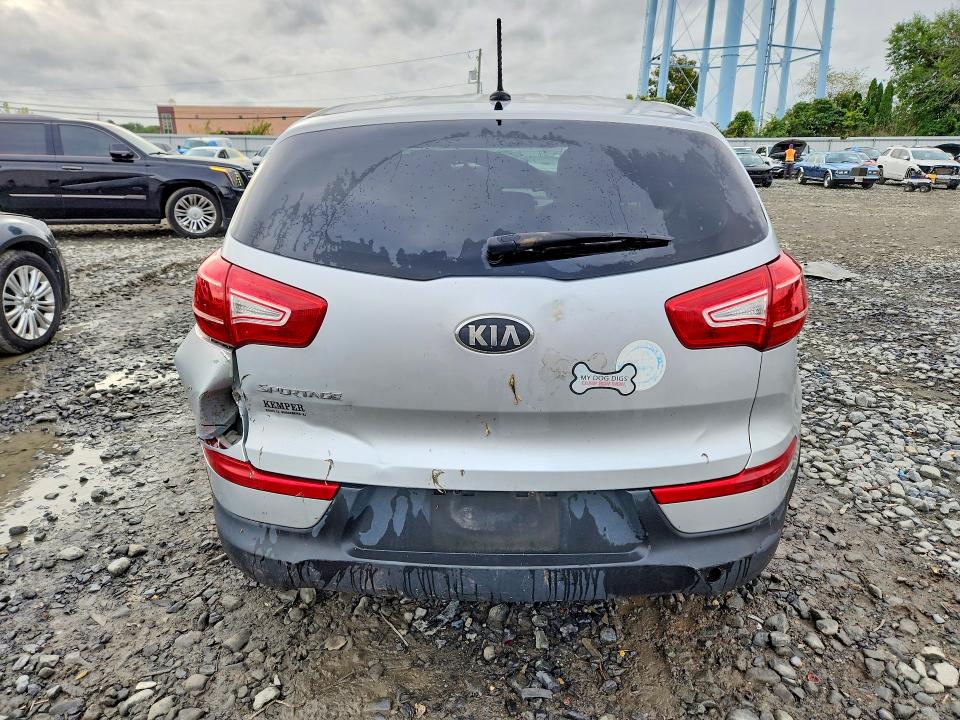 Zdjęcie 6 z aukcji – 2013 KIA SPORTAGE z VIN KNDPB3A28D7365338