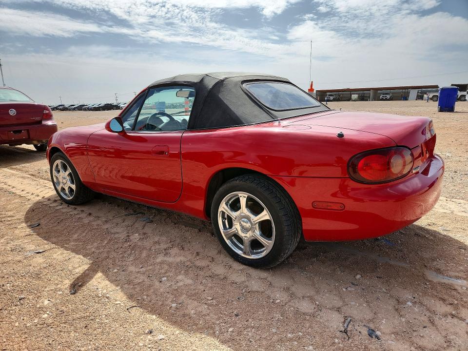 Photo 2 from auction – 2001 MAZDA MX-5 MIATA with VIN JM1NB353310202823