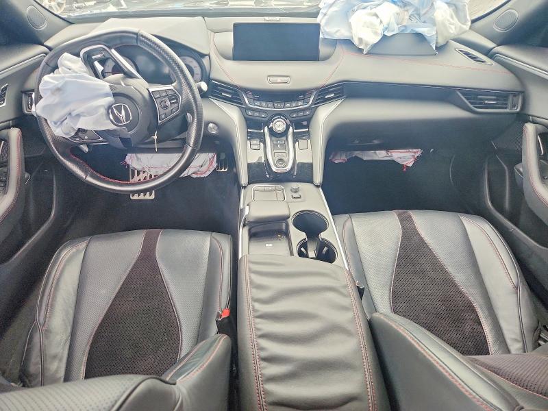 Снимка 8 от търг – 2022 ACURA TLX с VIN 19UUB5F51NA003097