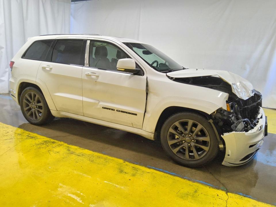 Снимка 4 от търг – 2018 JEEP GRAND CHEROKEE с VIN 1C4RJFCG0JC118422